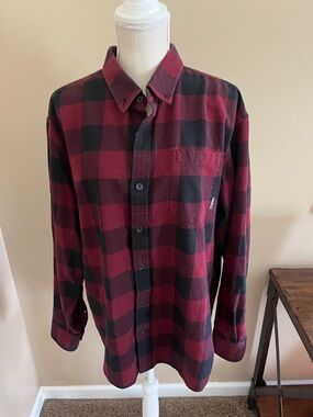 Eddie Bauer Men's Red and Black Buffalo Plaid Button-Down Shirt